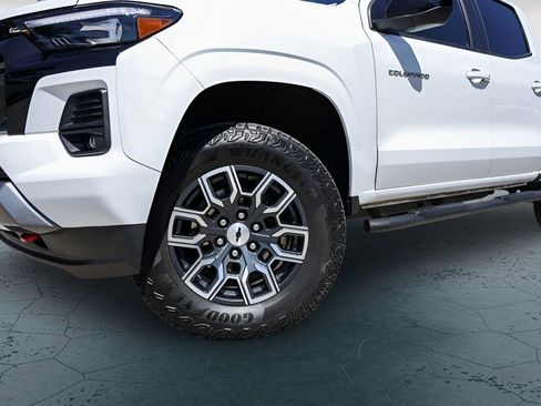 Used 2024 Chevrolet Colorado Z71 w/ Advanced Trailering Package AWD/4WD image 4