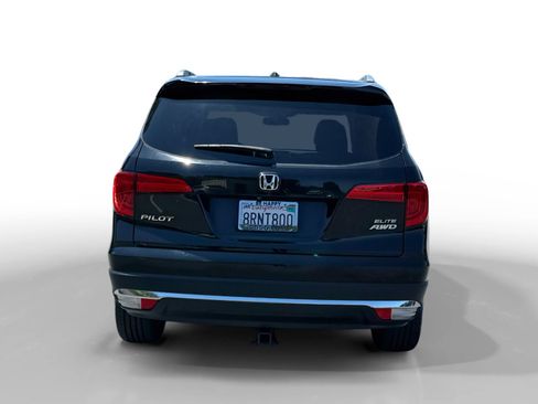 Used 2018 Honda Pilot Elite image 4