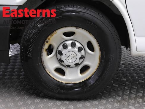 Used 2019 Chevrolet Express 2500 w/ Safety Package RWD image 30