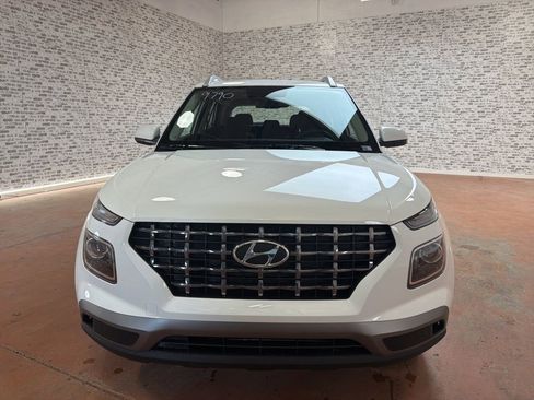 New 2026 Hyundai Venue SEL image 2