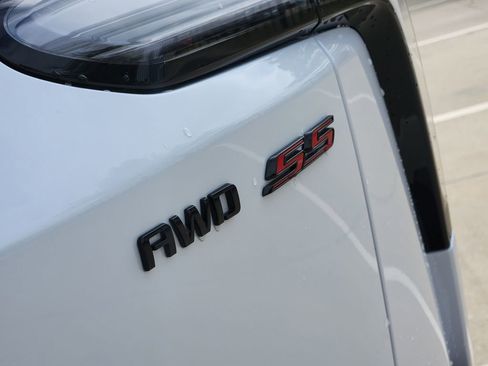 New 2026 Chevrolet Blazer EV SS image 8