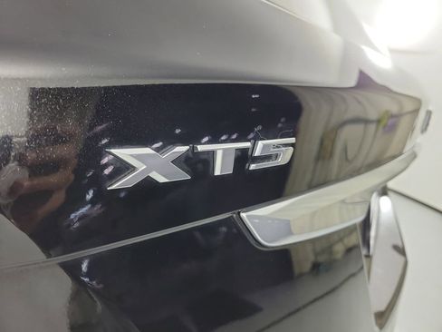 Certified 2023 Cadillac XT5 Premium Luxury image 7