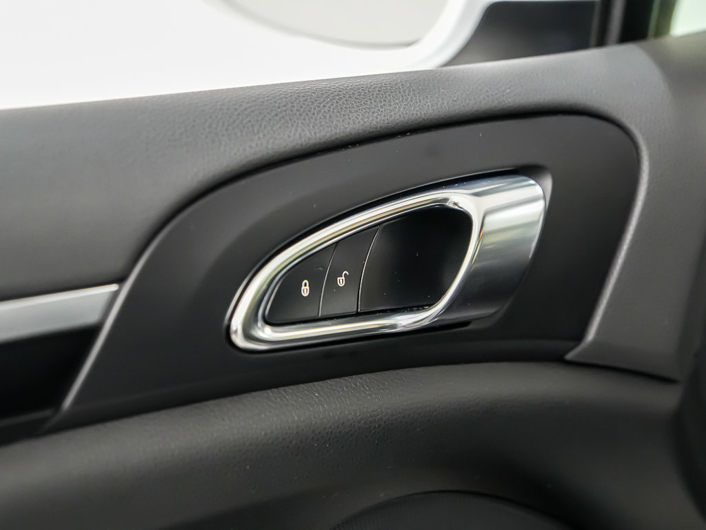 Used 2018 Porsche Cayenne AWD/4WD image 20