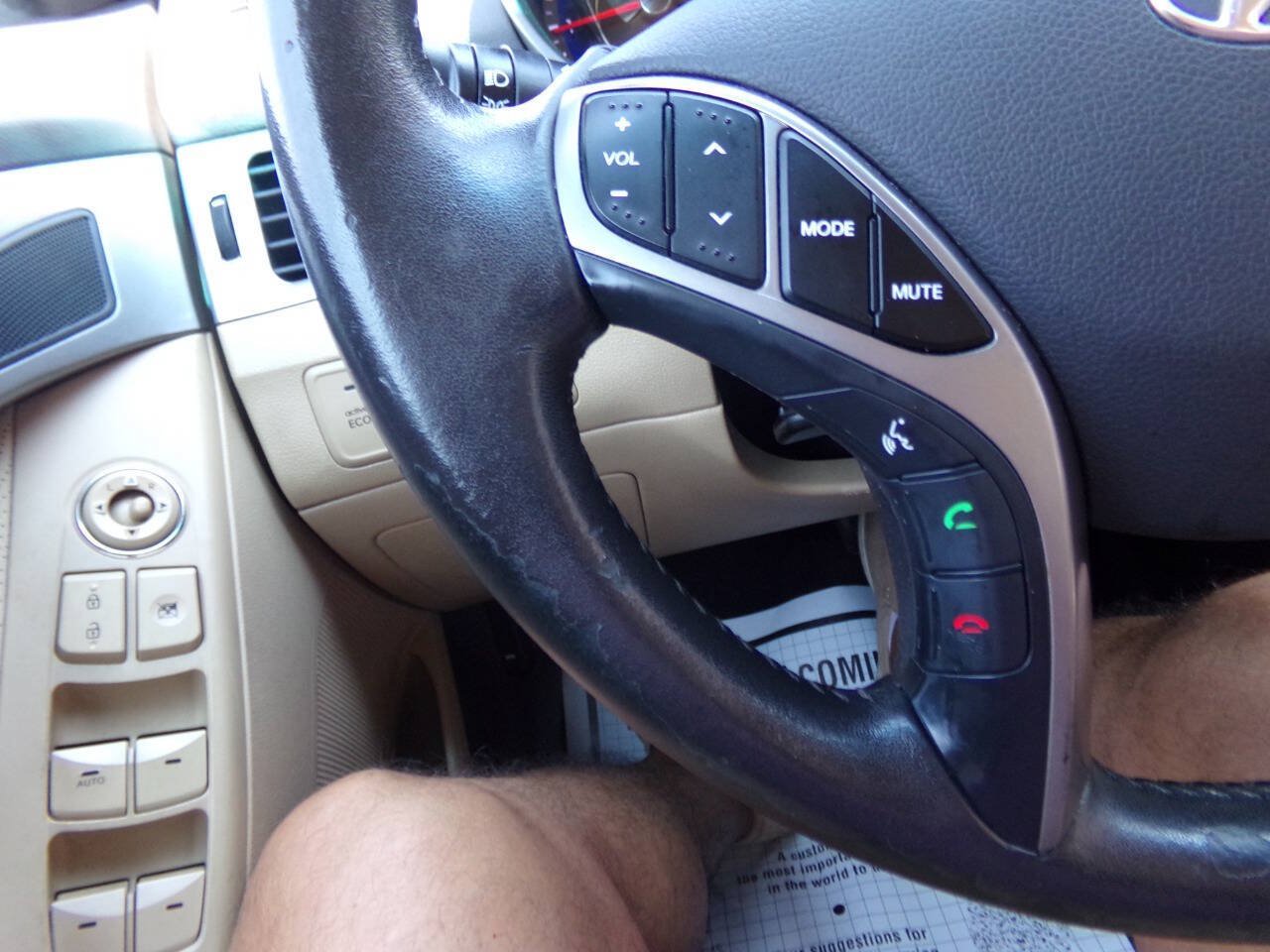 Used 2013 Hyundai Elantra Limited FWD image 57
