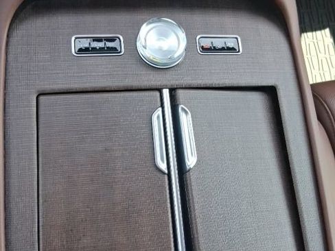 Used 2025 Lincoln Navigator Reserve AWD/4WD image 13
