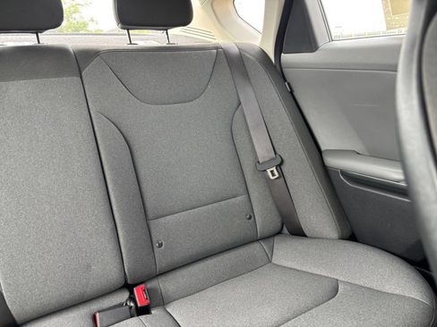 Used 2025 Kia K4 FWD image 34