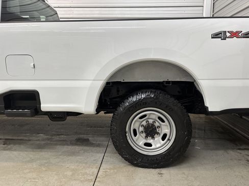 Used 2023 Ford F250 XL image 6