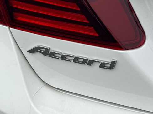 Used 2016 Honda Accord EX-L image 9