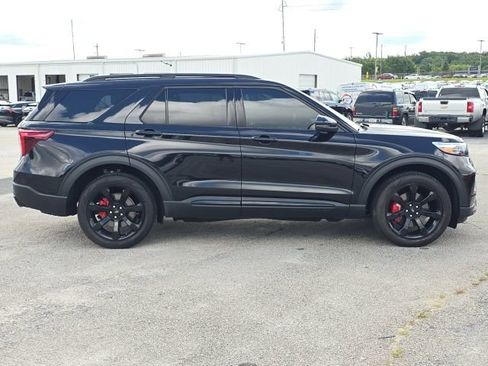 Used 2024 Ford Explorer ST w/ Equipment Group 401A image 6