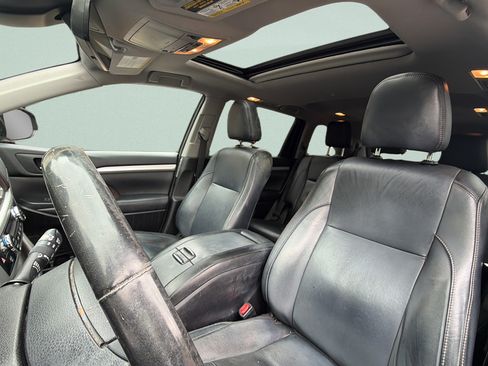 Used 2018 Toyota Highlander XLE AWD/4WD image 23