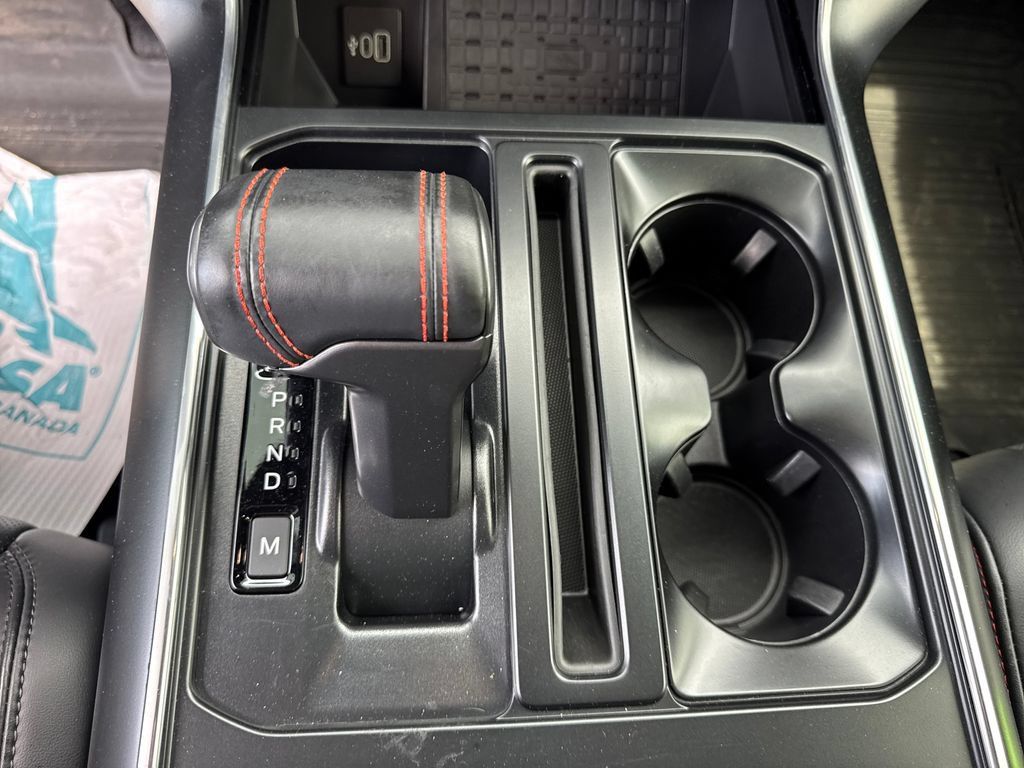 Used 2025 Ford F150 Raptor AWD/4WD image 17