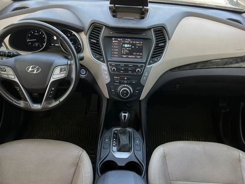 Used 2017 Hyundai Santa Fe Sport AWD/4WD image 4