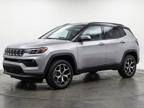 Used 2025 Jeep Compass Limited AWD/4WD image 3