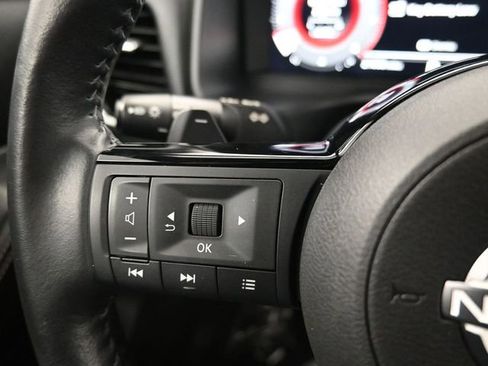 Used 2023 Nissan Rogue Platinum w/ Platinum Premium Package image 20