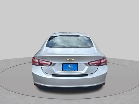 Used 2022 Chevrolet Malibu LT FWD image 5