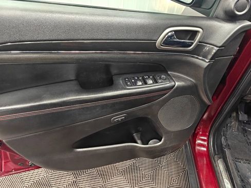 Used 2017 Jeep Grand Cherokee Trailhawk image 51