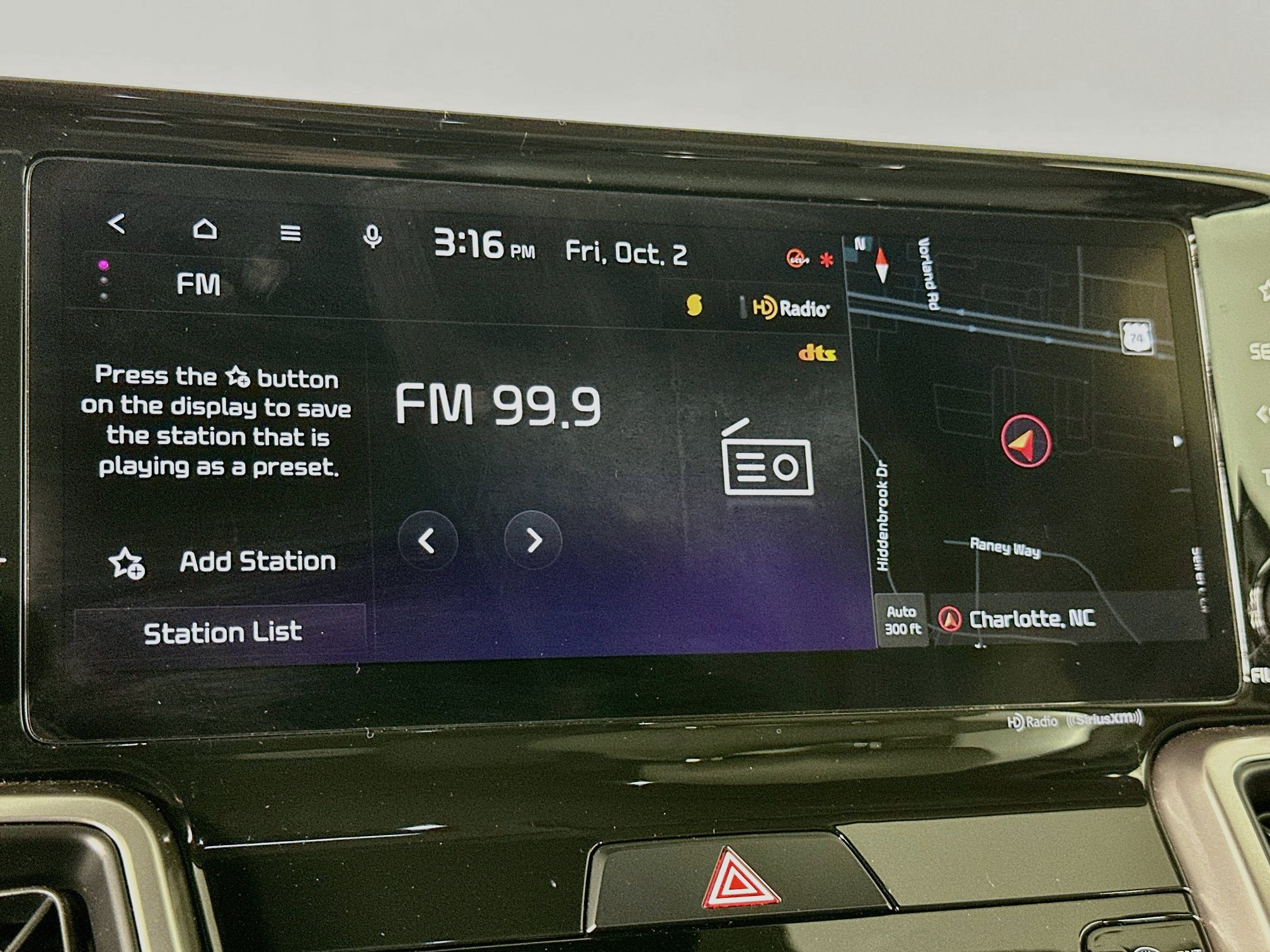 Used 2023 Kia Sorento S w/ Panoramic Sunroof Package FWD image 21
