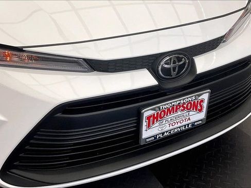 Used 2026 Toyota Corolla LE FWD image 31