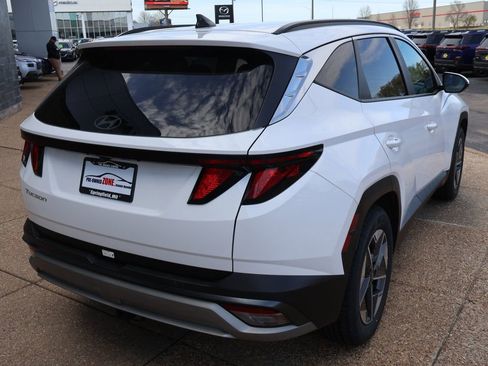 Certified 2025 Hyundai Tucson SEL image 6