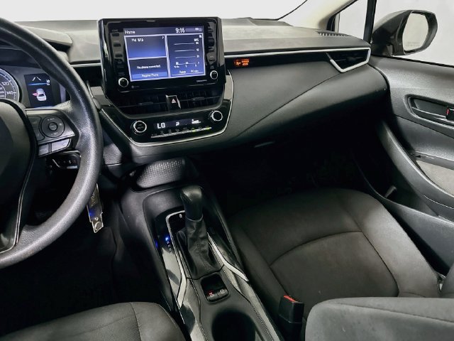 Used 2022 Toyota Corolla LE FWD image 23