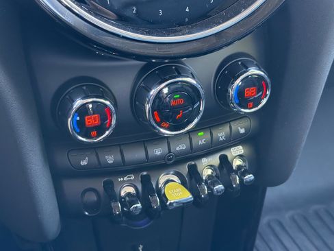 Used 2023 MINI Cooper SE FWD image 26