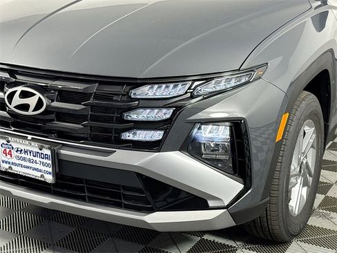 New 2026 Hyundai Tucson SE image 3