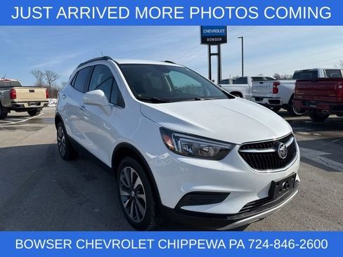 Used 2022 Buick Encore Preferred w/ Safety Package image 9