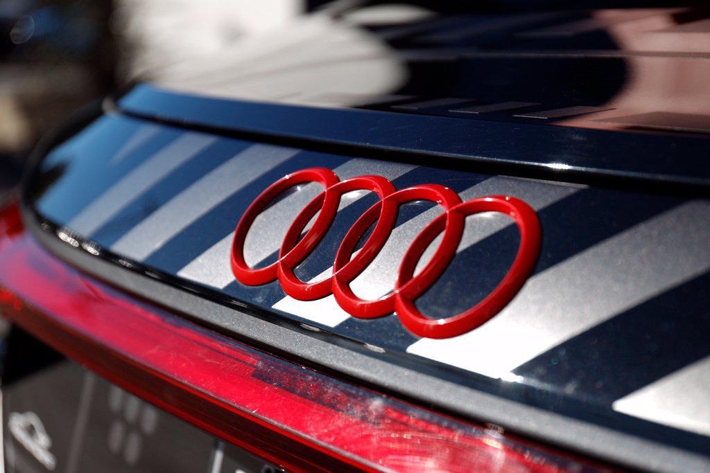 Used 2023 Audi RS e-tron GT AWD/4WD image 21