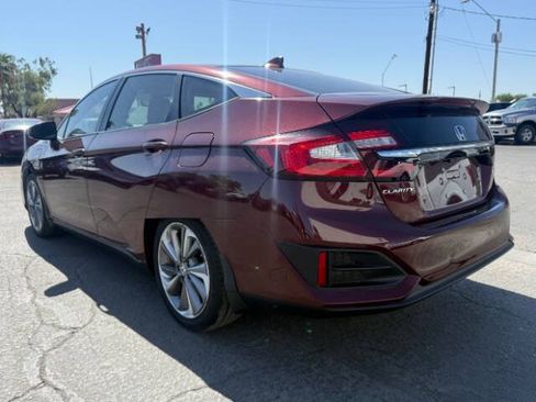 Used 2018 Honda Clarity Plug-In Hybrid image 5