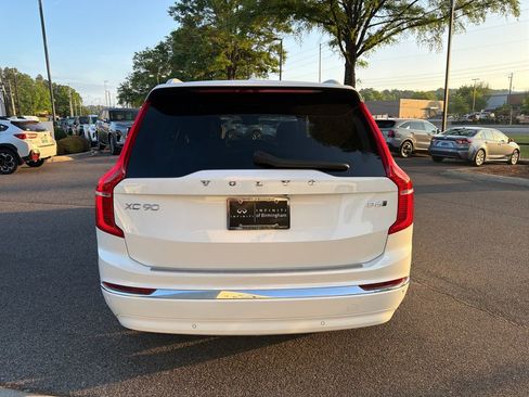Used 2023 Volvo XC90 B6 Ultimate w/ Protection Package Premier AWD/4WD image 11