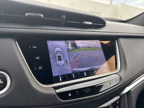 Used 2023 Cadillac XT5 Sportv w/ Technology Package AWD/4WD image 19
