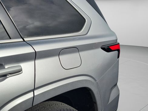 Certified 2024 Toyota Sequoia SR5 w/ SR5 Premium Package image 24