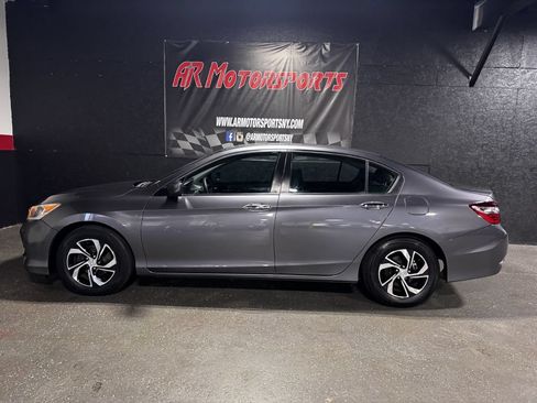 Used 2016 Honda Accord LX image 2