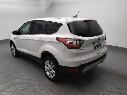 Used 2017 Ford Escape SE FWD image 5