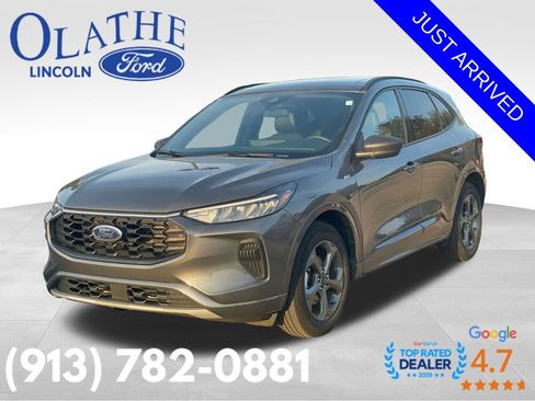 Certified 2023 Ford Escape ST-Line w/ Tech Pack #1 AWD/4WD image 1