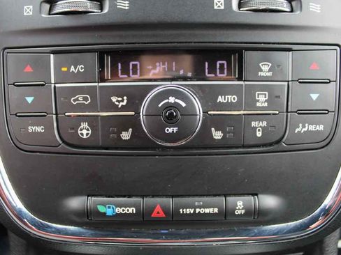 Used 2017 Dodge Grand Caravan SXT w/ Driver Convenience Group image 20