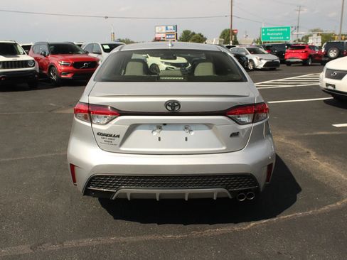 Used 2020 Toyota Corolla SE FWD image 6