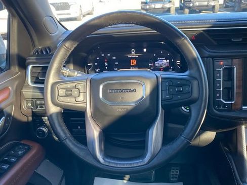 Used 2023 GMC Yukon Denali Ultimate image 46