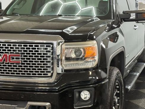 Used 2015 GMC Sierra 1500 Denali w/ Driver Alert Package image 7