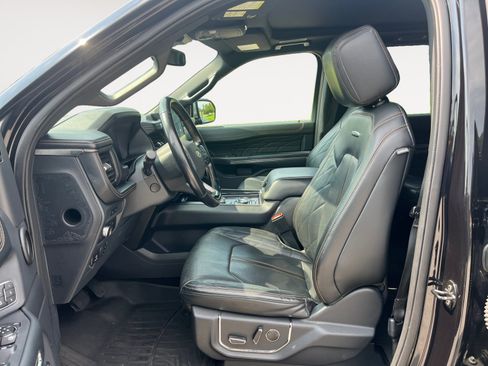 Used 2022 Ford Expedition Max Platinum AWD/4WD image 9