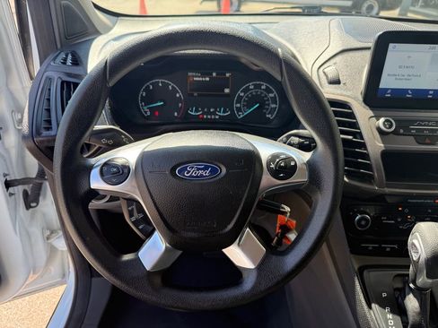 Used 2022 Ford Transit Connect XL FWD image 12