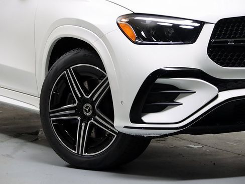 Certified 2026 Mercedes-Benz GLE 450 GLE 450 image 3