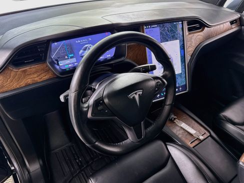 Used 2020 Tesla Model X Long Range AWD/4WD image 13