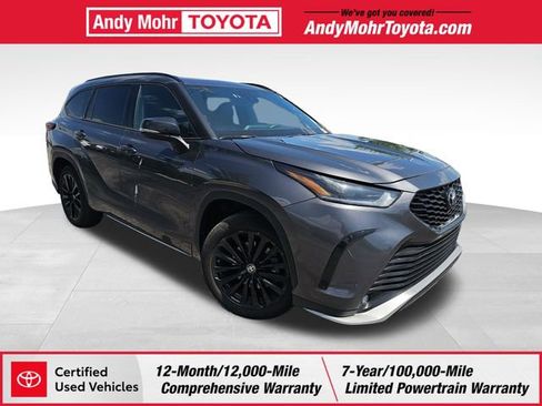 Certified 2025 Toyota Highlander XSE AWD/4WD image 1