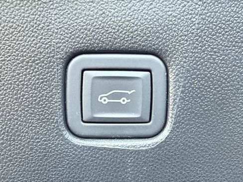Used 2024 Chevrolet Blazer LT w/ Convenience Package FWD image 34