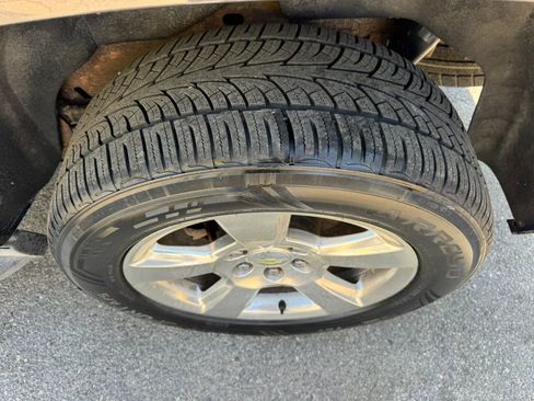 Used 2015 Chevrolet Tahoe LT AWD/4WD image 33
