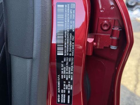 Used 2023 Alfa Romeo Stelvio Veloce image 16