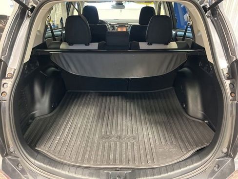 Used 2018 Toyota RAV4 XLE w/ Plus Extra Value Package AWD/4WD image 20