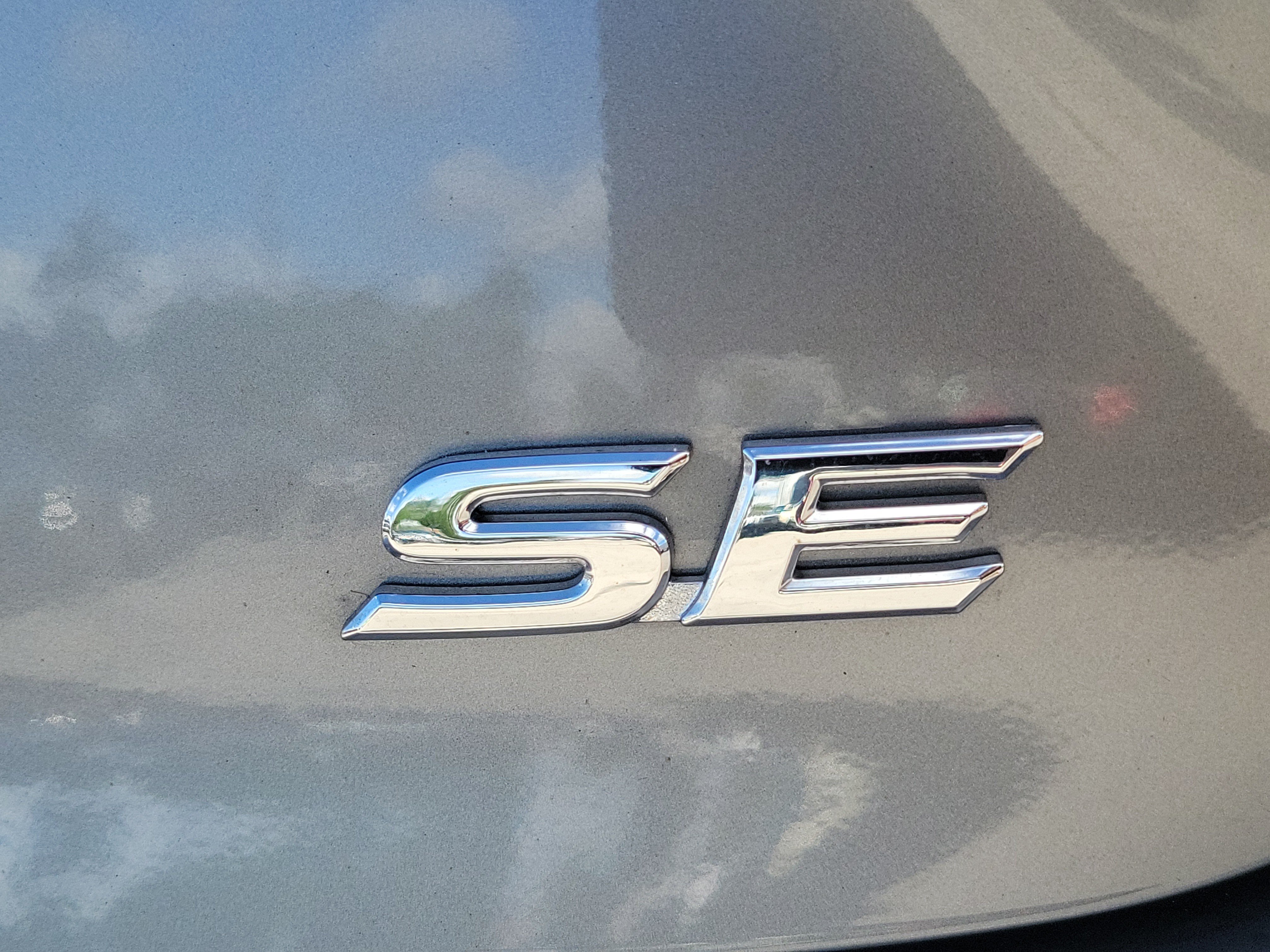 Used 2026 Toyota Camry SE FWD image 32