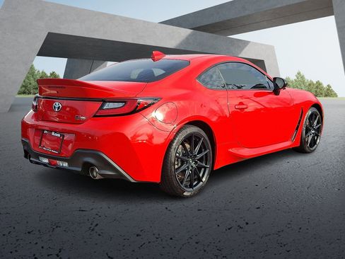 Certified 2024 Toyota GR86 Premium image 6